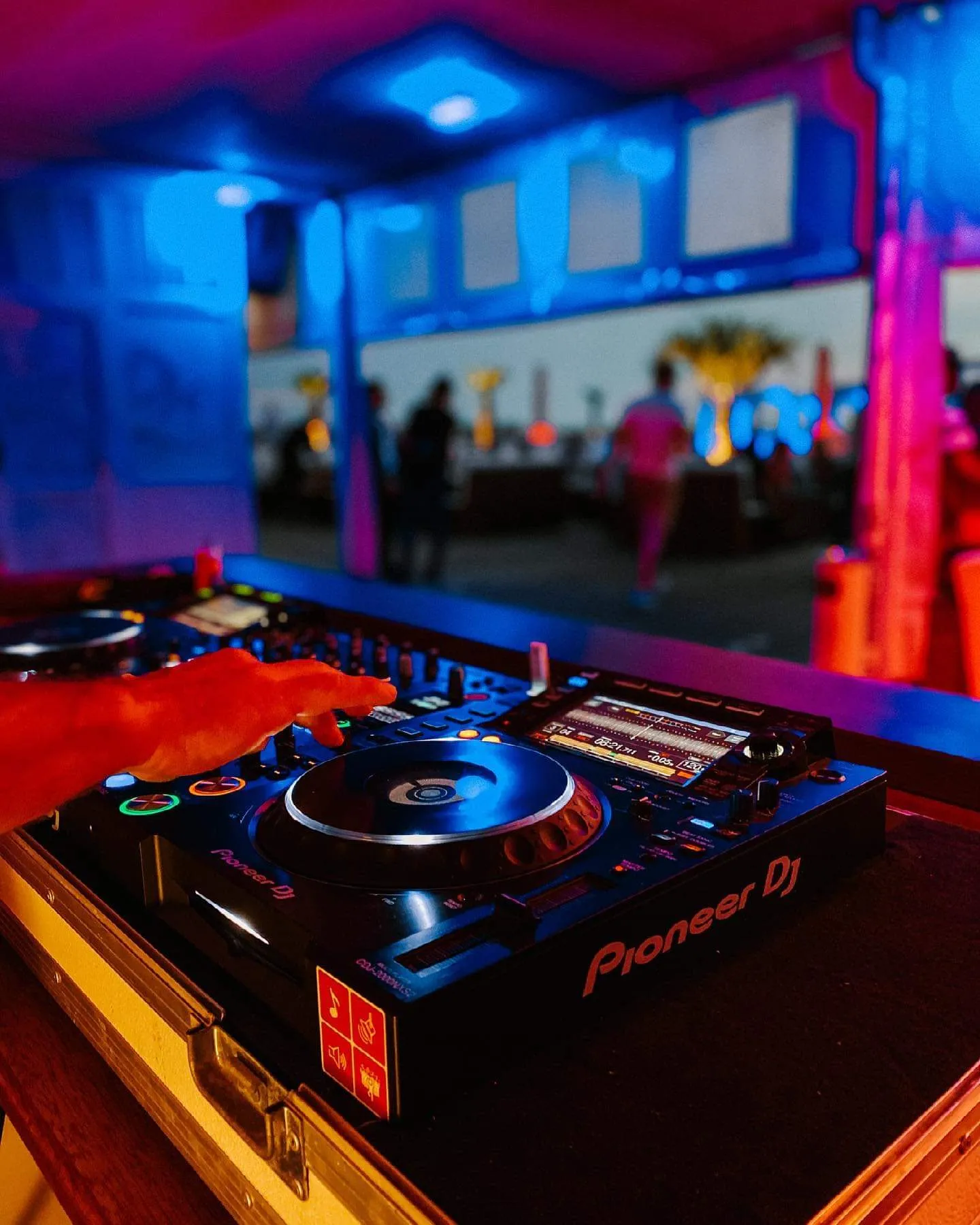 DJ-Player und Mischtechnik im Einsatz